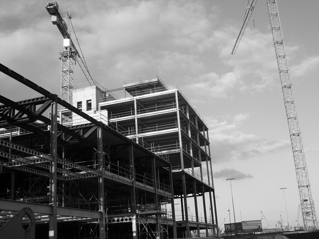 Obra con suministro Construteks